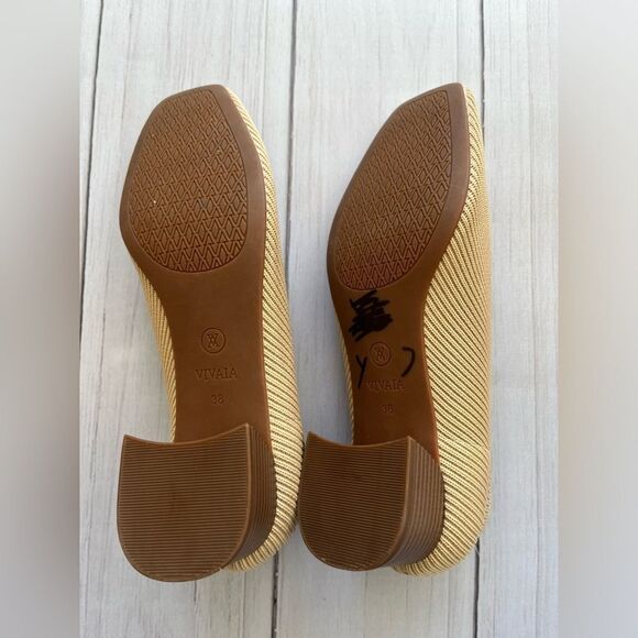 Chic Tan Knit Heels - Picture 6 of 6